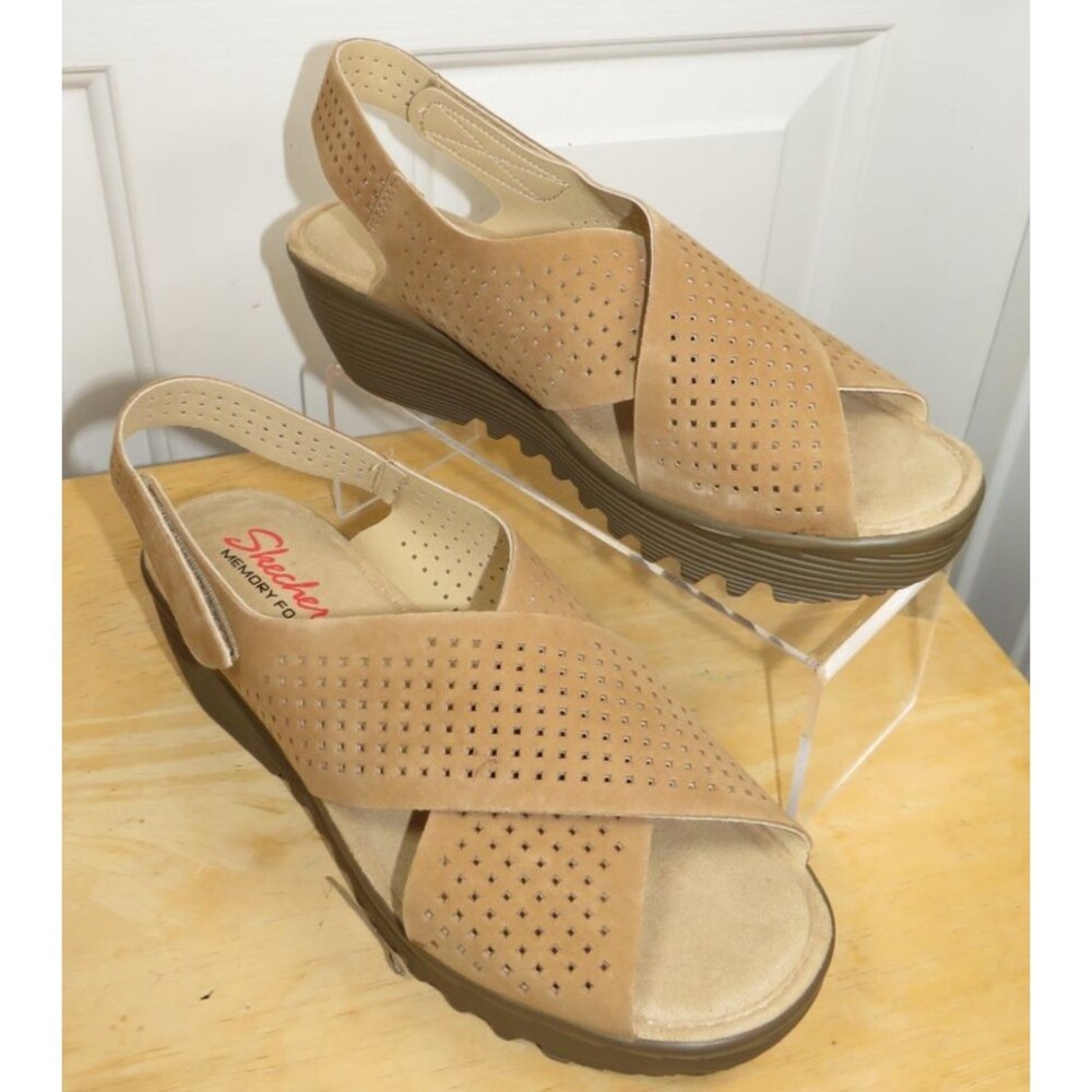 Skechers Memory Foam Perforated Suede Slingback Wedge Sandals S/N 41192 Size 7.5